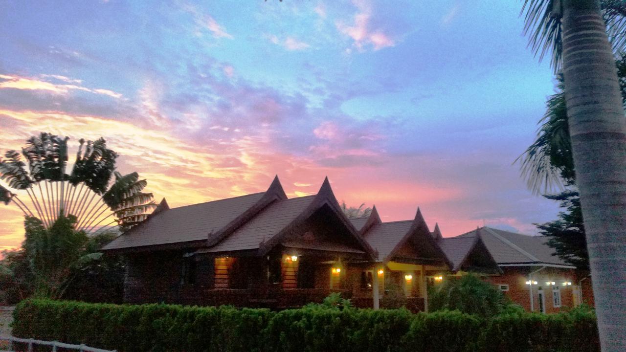 Pongsin Resort Khun Han Exterior photo
