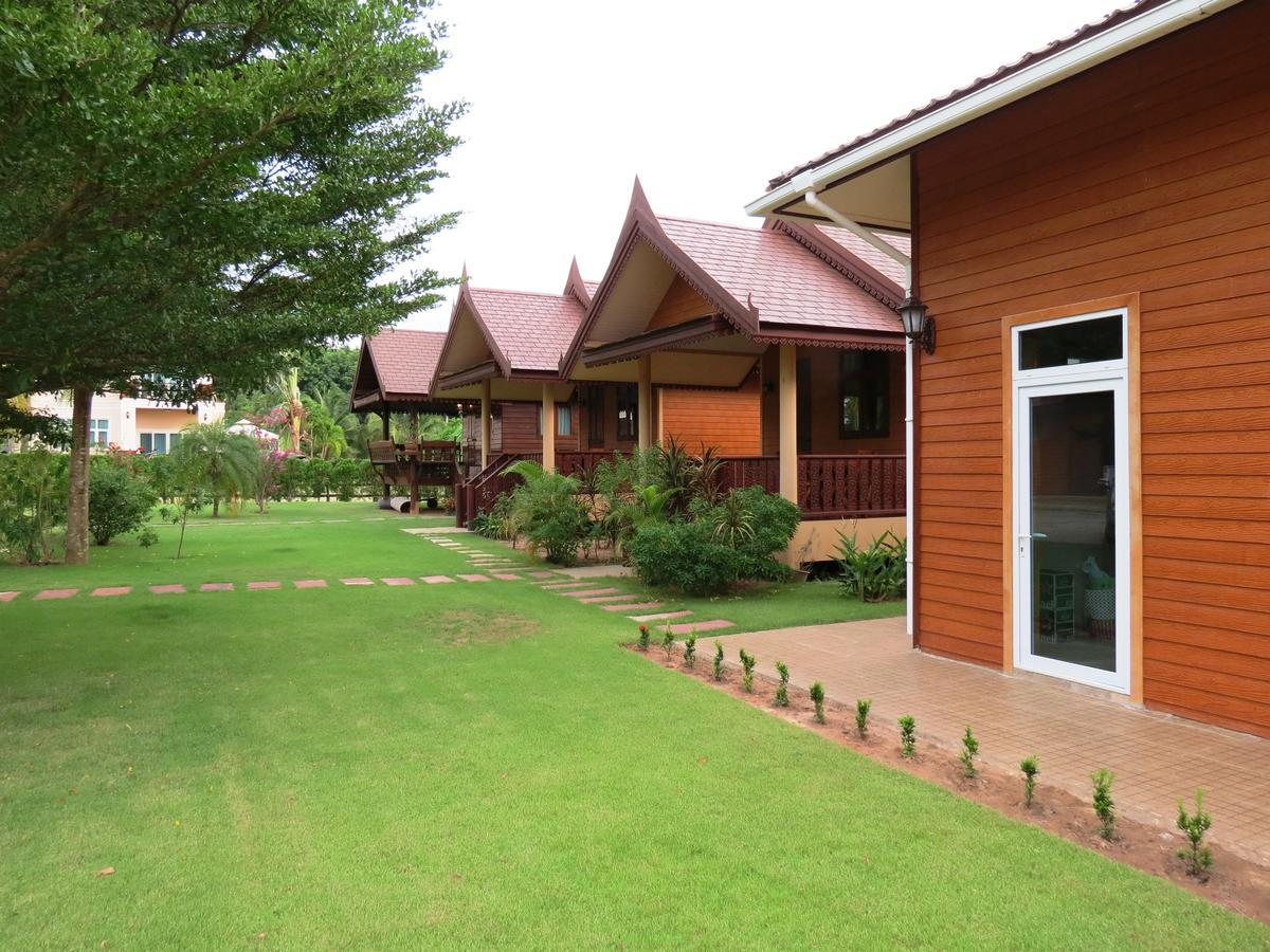 Pongsin Resort Khun Han Exterior photo