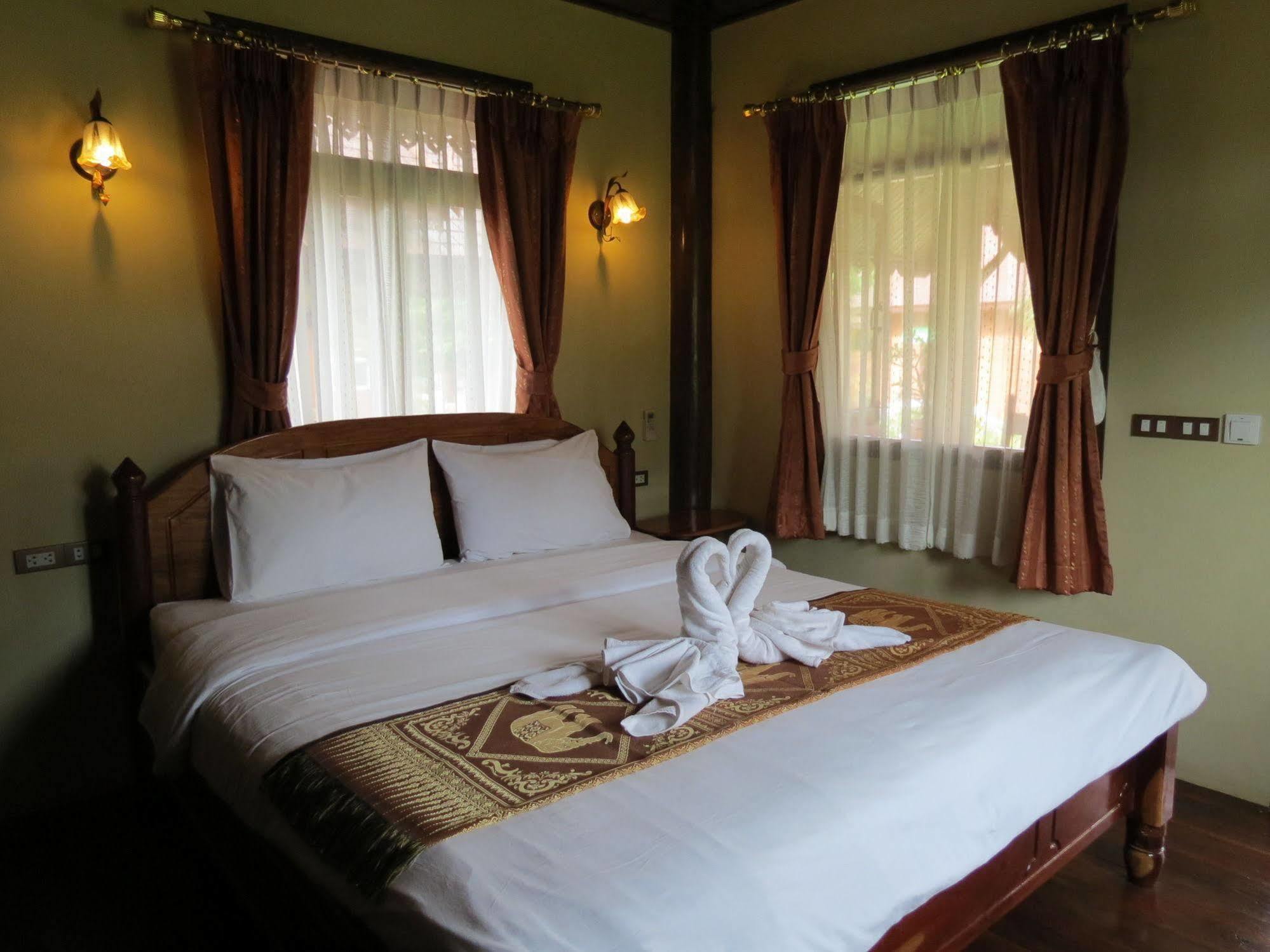 Pongsin Resort Khun Han Exterior photo