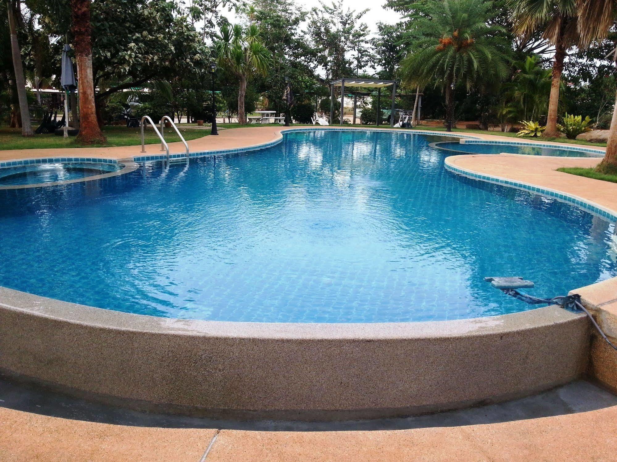 Pongsin Resort Khun Han Exterior photo